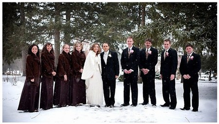 Свадьба в снежном лесу