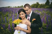 Фотосъемка жениха и невесты в поле