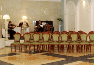 Таганский Загс, зал регистрации брака, стулья для гостей