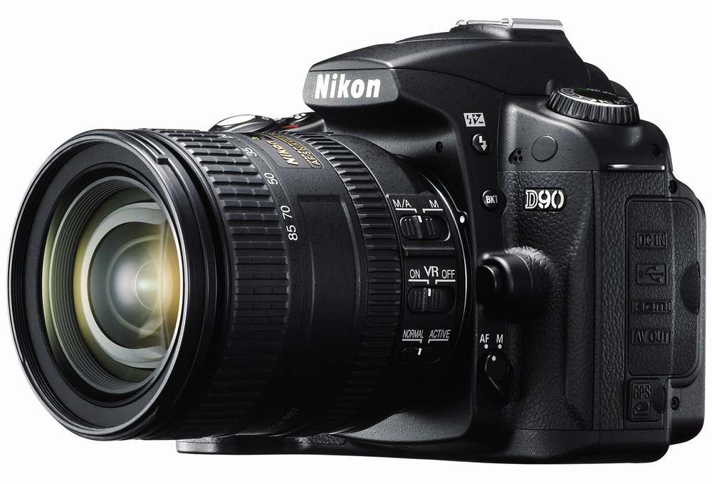 Цифровая фотокамера Nikon